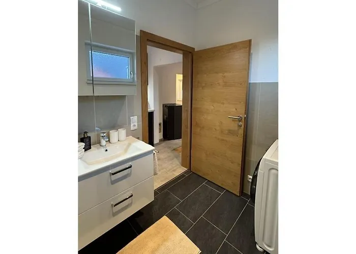 بيت للعطل Lucy S Koessen كوسن